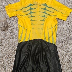 Nike fit dry running/biking outfit man's size M and L